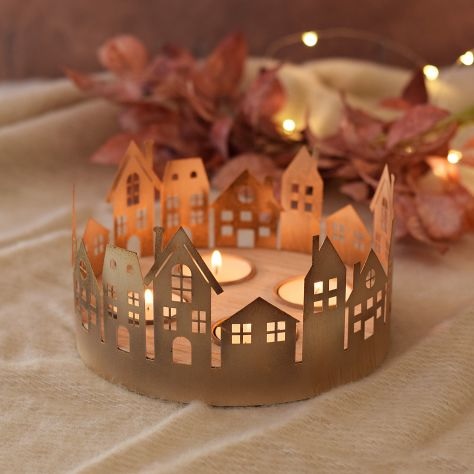 Kovový svícen s domečky bílo-zlatý průměr 16 cm výška 8,5 cm